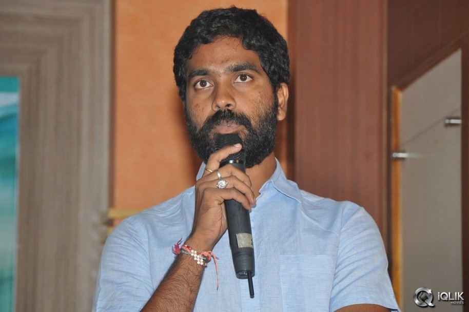 Undhile-Manchi-Kalam-Mundhu-Mundhuna-Movie-Press-Meet